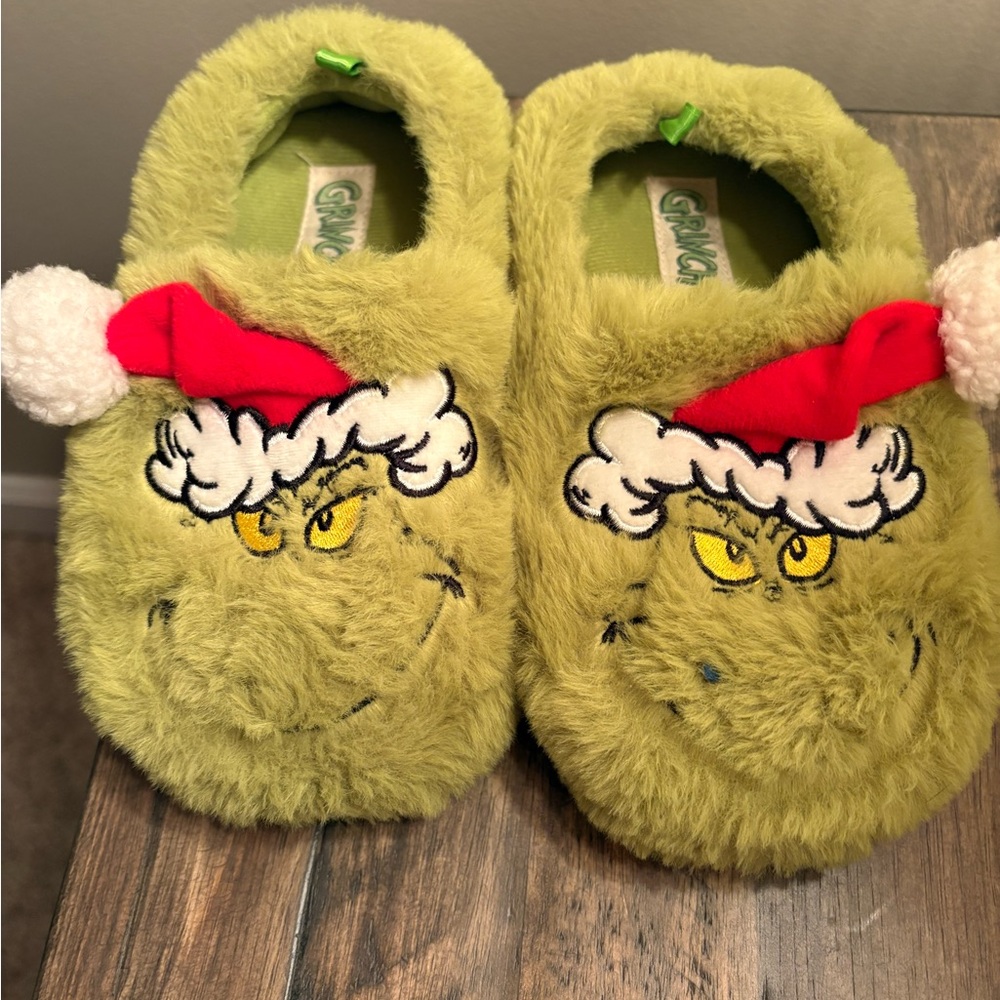 Green Grinch Slippers with Santa Hat